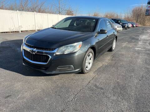 2014 Chevrolet Malibu for sale at Caps Cars Of Taylorville in Taylorville IL
