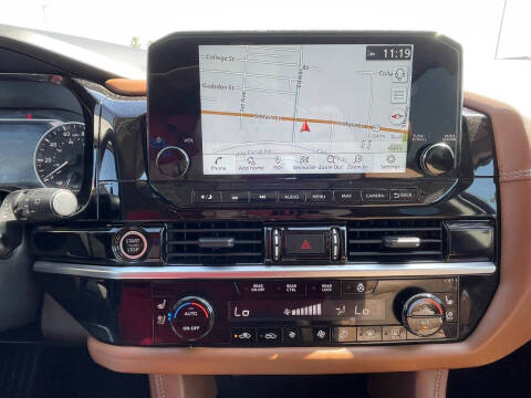 2022 Nissan Pathfinder Platinum