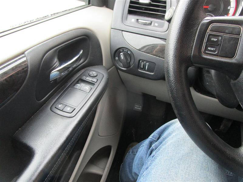 2014 Dodge Grand Caravan SE