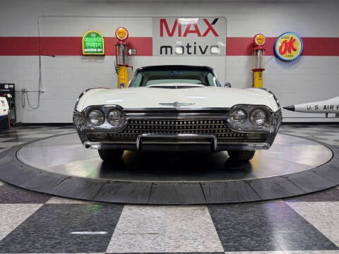 1962 Ford Thunderbird