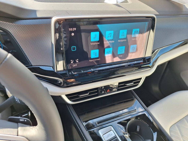 2026 Volkswagen Atlas Cross Sport SEL Premium R-Line 4Motion