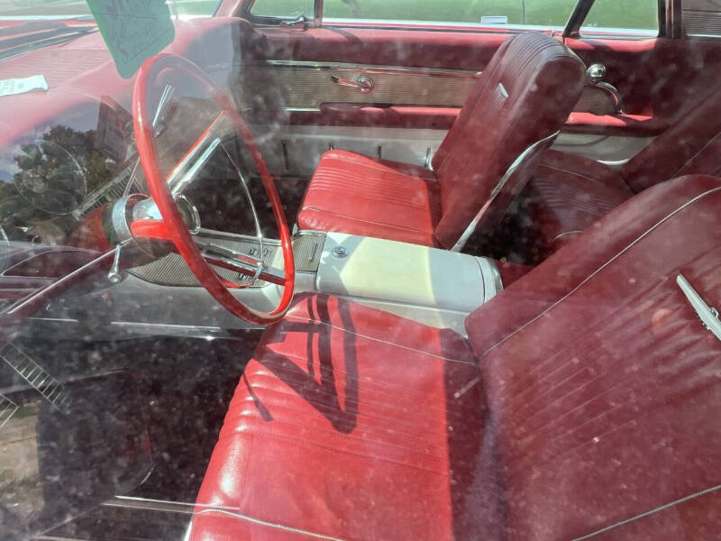 1963 Ford Thunderbird