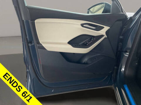 2025 Audi Q6 e-tron Premium