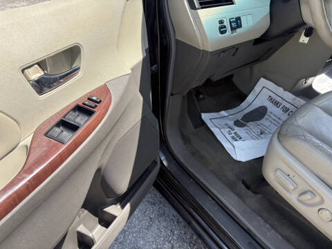 2011 Toyota Sienna XLE 8-Passenger