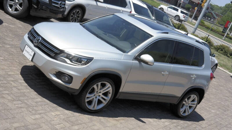2013 Volkswagen Tiguan for sale at Cars-KC LLC in Overland Park KS