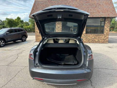 2016 Tesla Model S 70D