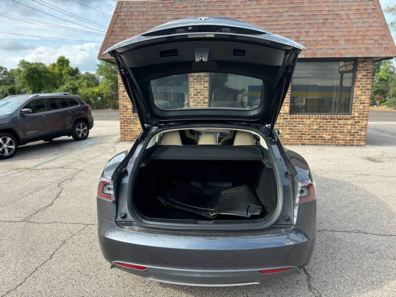 2016 Tesla Model S 70D