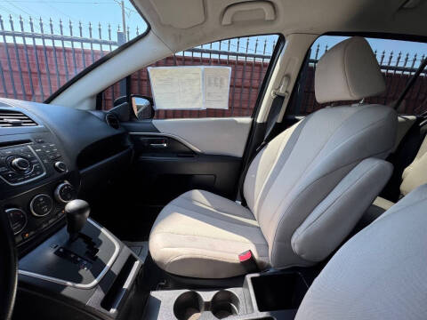 2013 Mazda MAZDA5 Sport