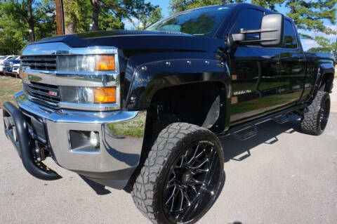 2015 Chevrolet Silverado 2500HD for sale at Medford Motors Inc. in Magnolia TX