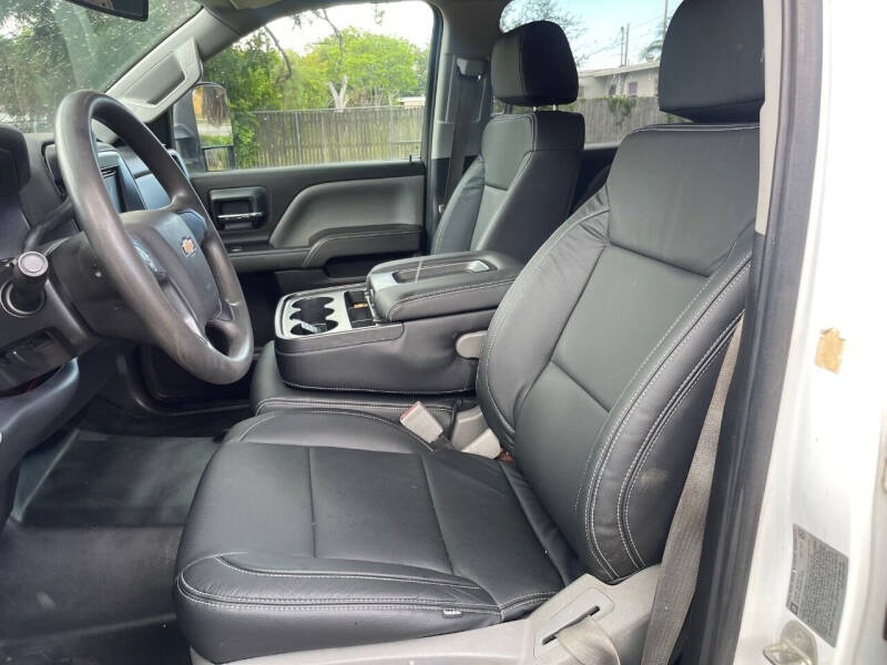 2015 Chevrolet 3500HD LCF