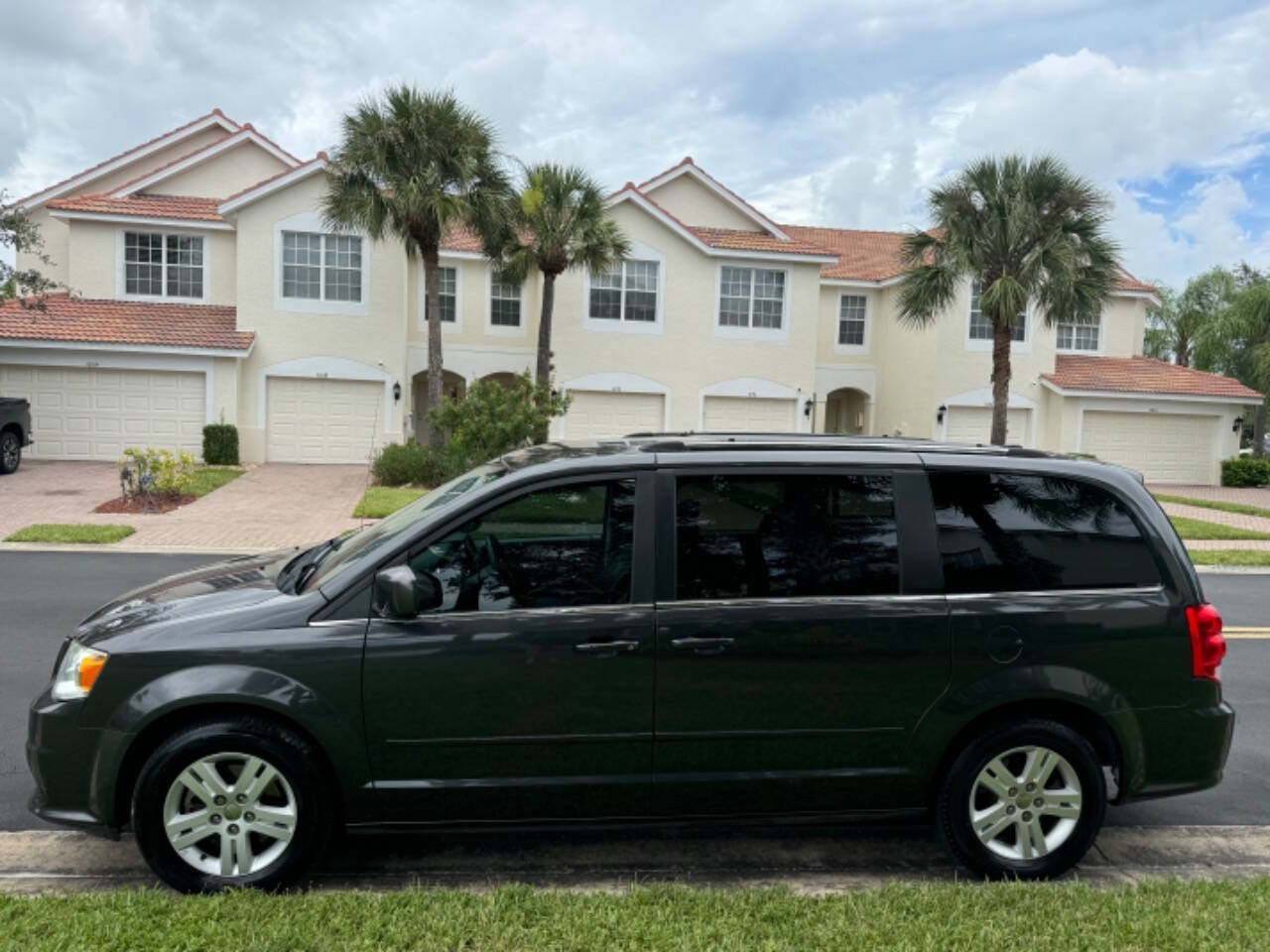 2017 Dodge Grand Caravan for sale at LP AUTO SALES in Naples, FL