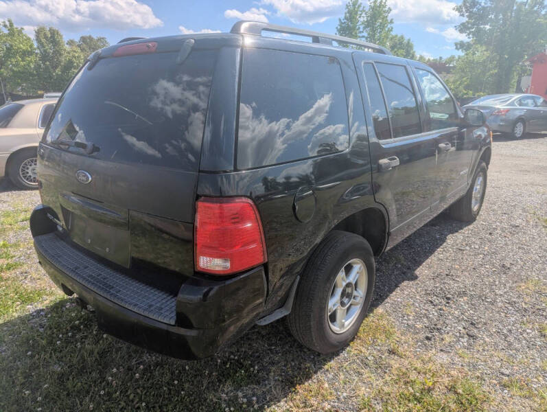 2004 Ford Explorer XLT