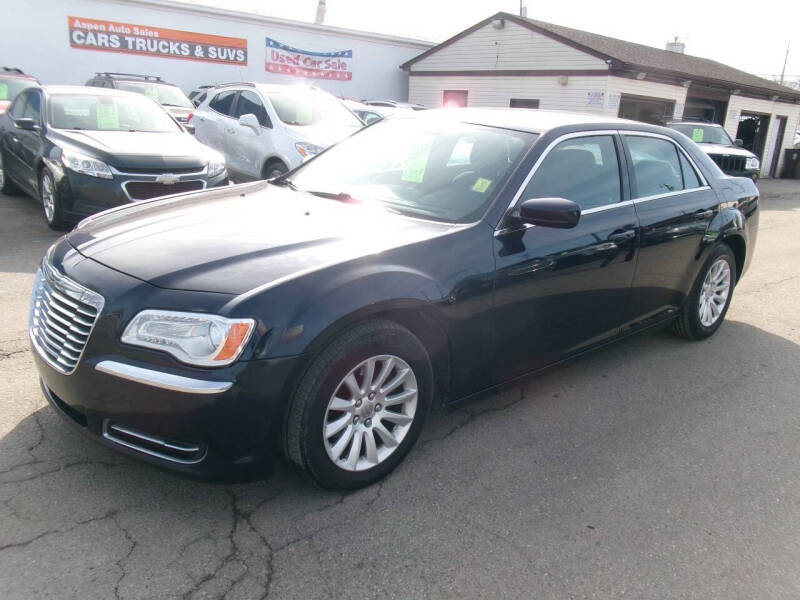 2012 Chrysler 300 for sale at Aspen Auto Sales in Wayne MI