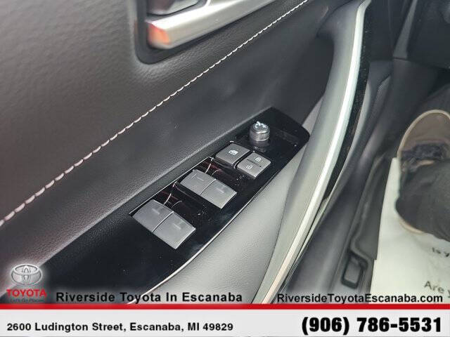 2025 Toyota Corolla Hatchback XSE