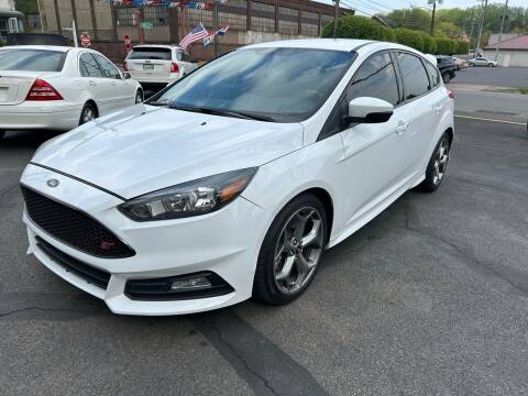 2016 Ford Focus for sale at Roche's Garage & Auto Sales in Wilkes-Barre PA