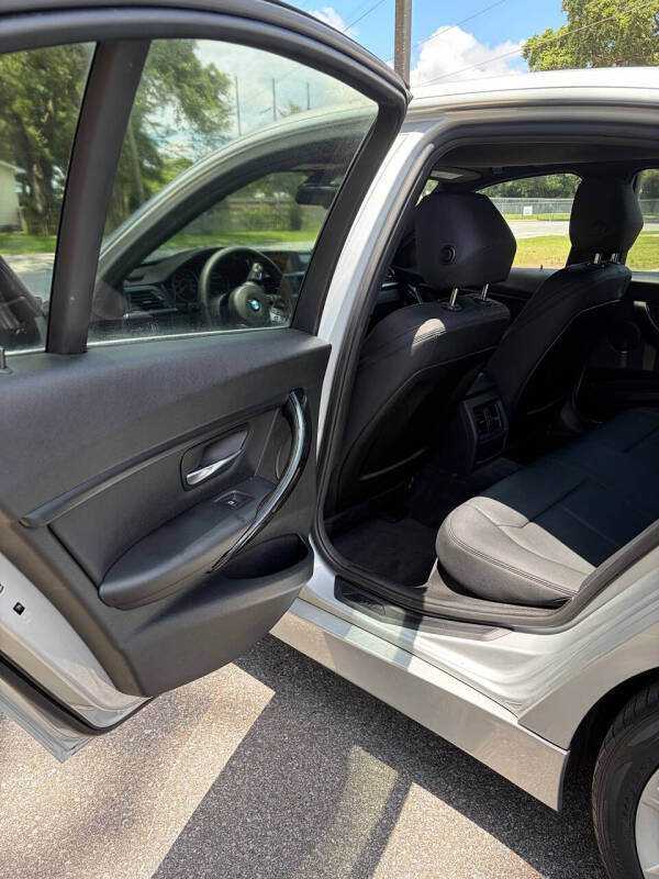 2015 BMW 3 Series 320i