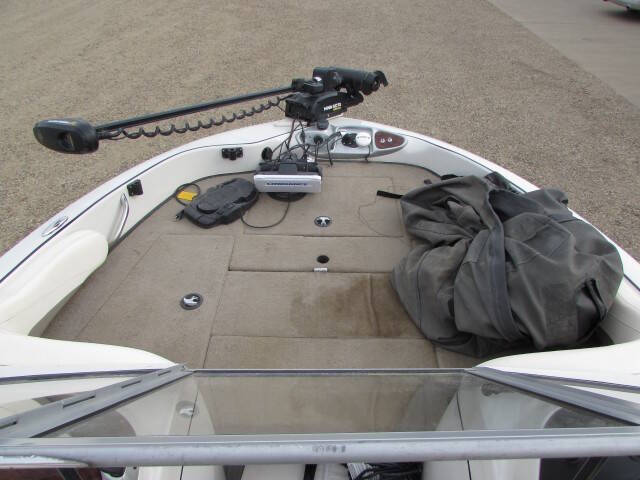 2009 Tracker 290 SPORT