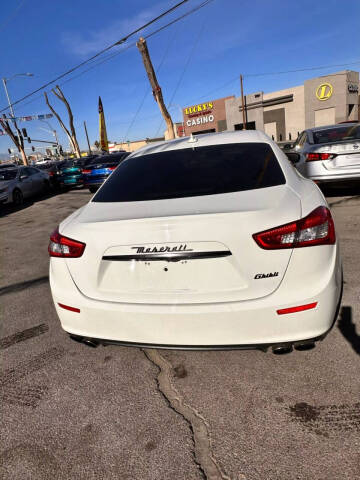 2017 Maserati Ghibli