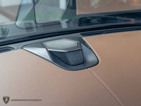 2025 Aston Martin Vanquish