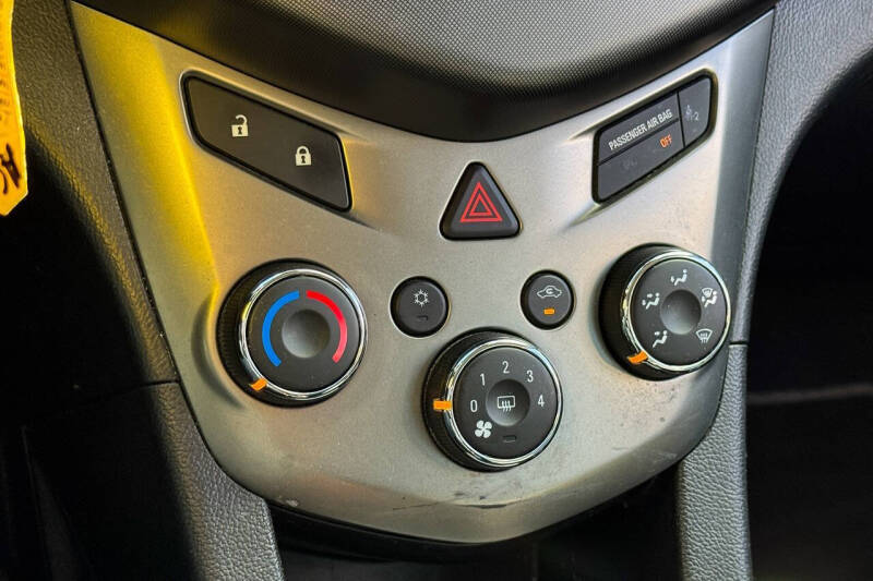 2013 Chevrolet Sonic LT Auto