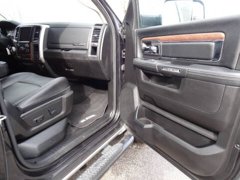 2016 RAM 1500 Laramie