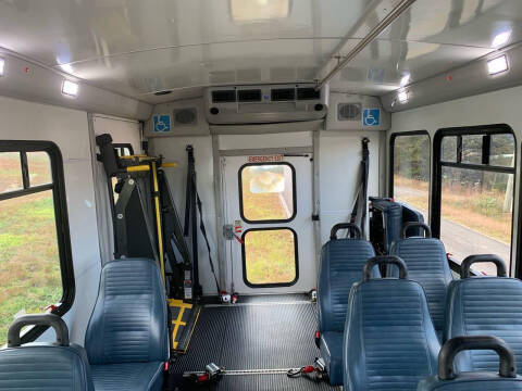 2017 Ford E-Series E-350 SD