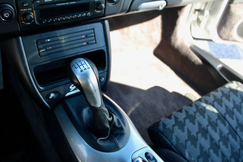 2004 Porsche 911