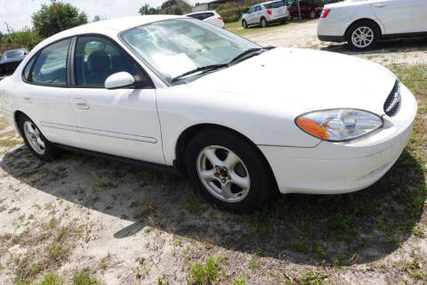 2003 Ford Taurus SE