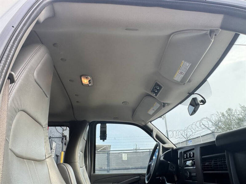 2018 Chevrolet Express LS 3500