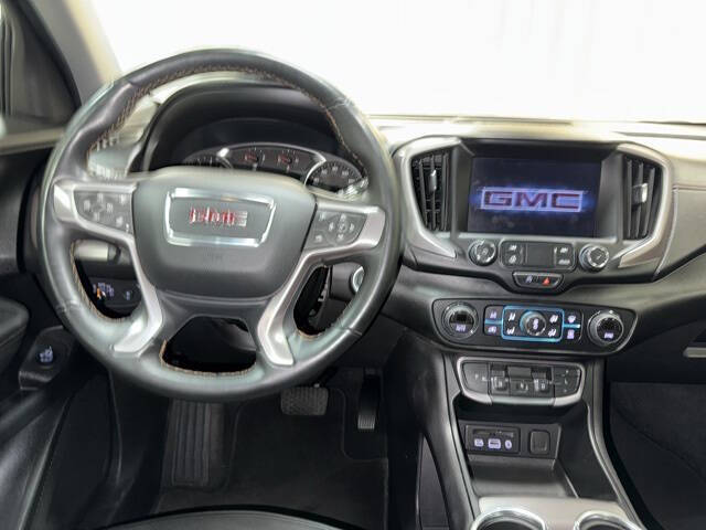 2024 GMC Terrain AT4