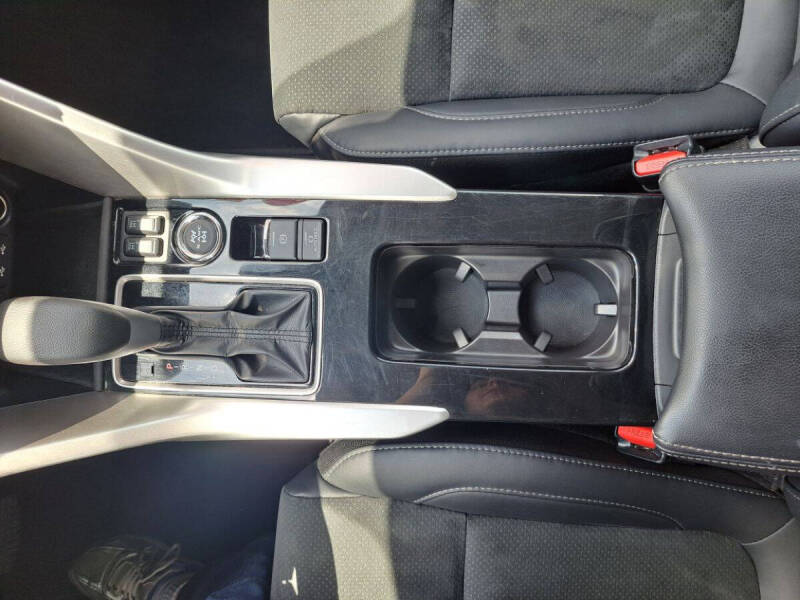 2025 Mitsubishi Eclipse Cross SE