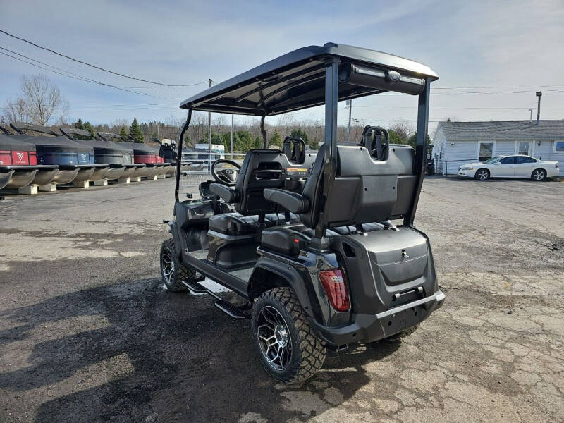 2024 Evolution Maverick 4