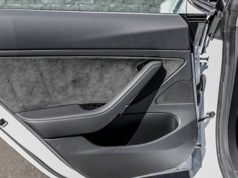 2019 Tesla Model 3 Mid Range