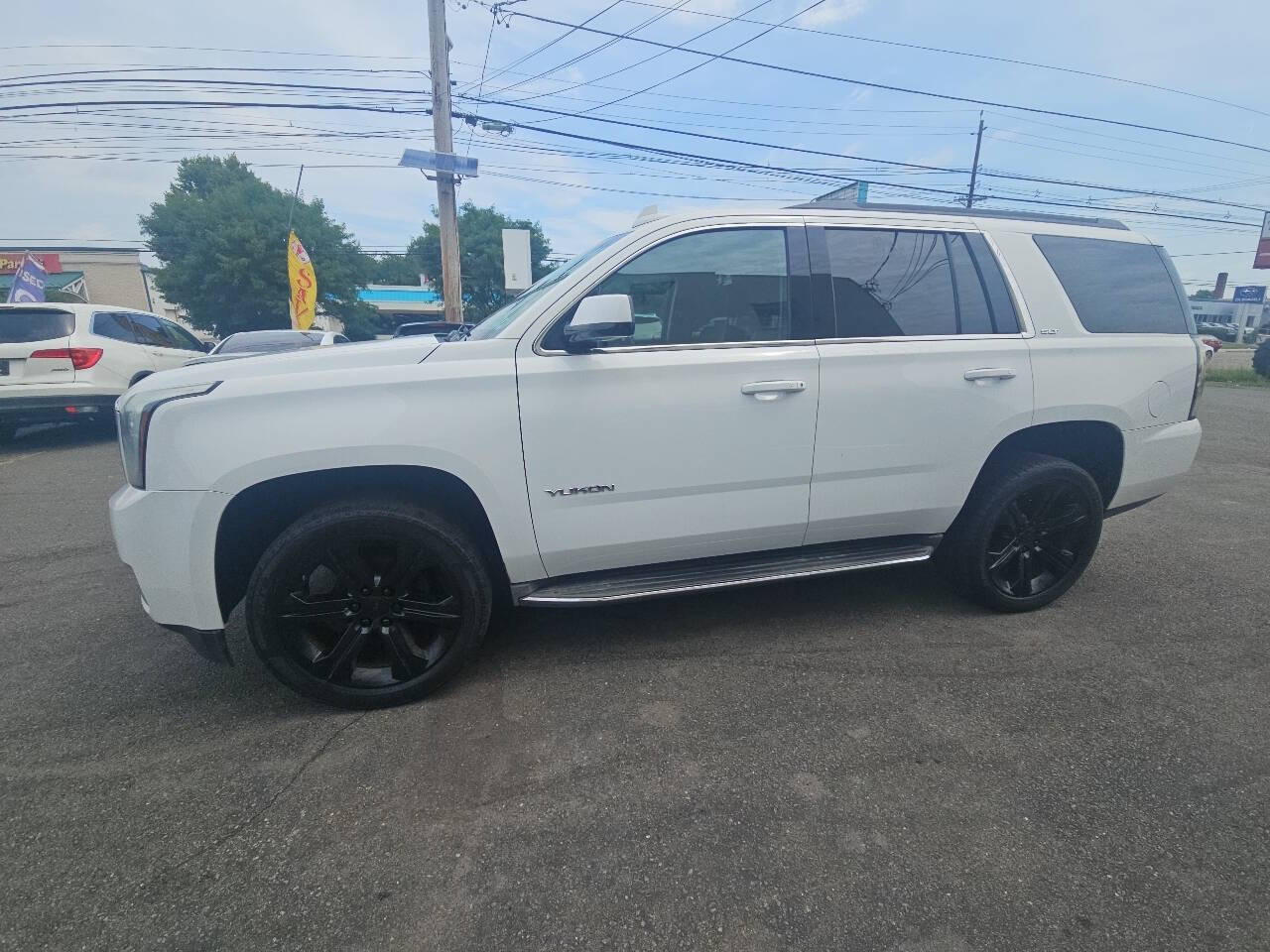 View vehicle photo 3