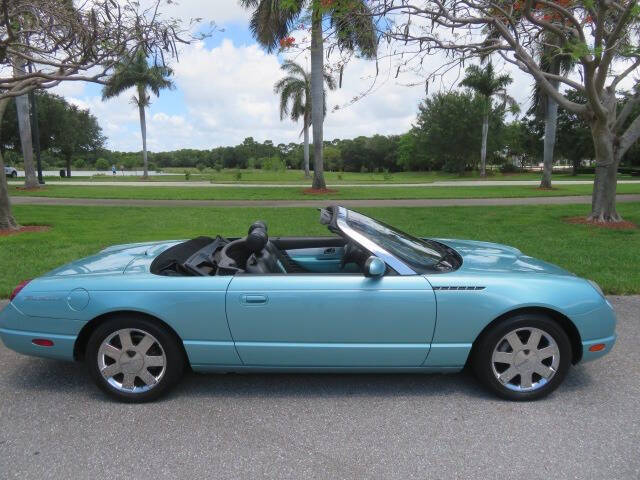 2002 Ford Thunderbird Deluxe