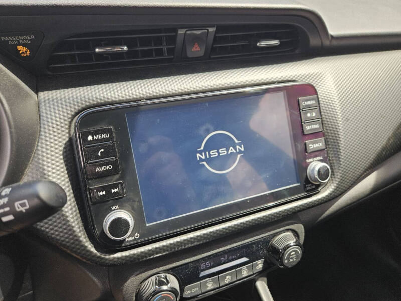 2022 Nissan Kicks SV