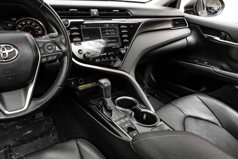 2019 Toyota Camry XSE