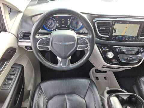 2020 Chrysler Pacifica Touring L Plus