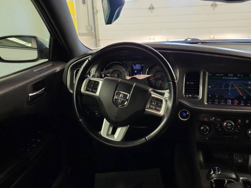 2013 Dodge Charger SXT