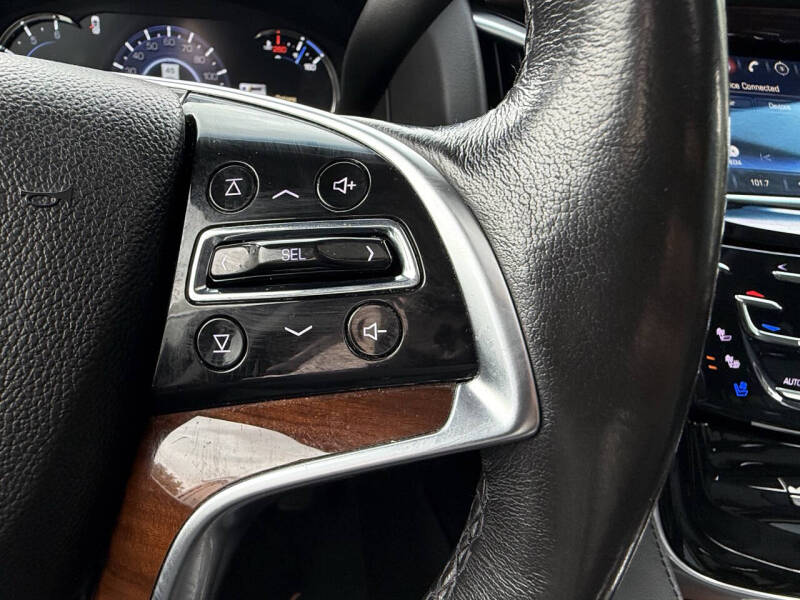 2019 Cadillac Escalade Luxury