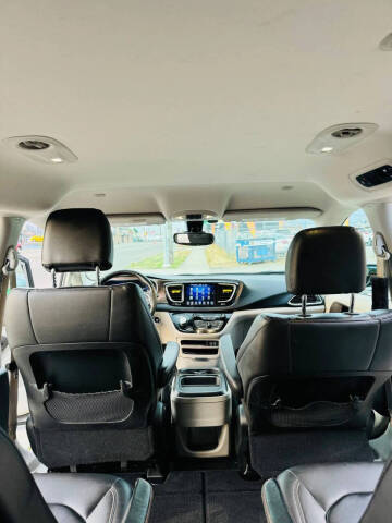 2017 Chrysler Pacifica