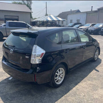 2012 Toyota Prius v Three