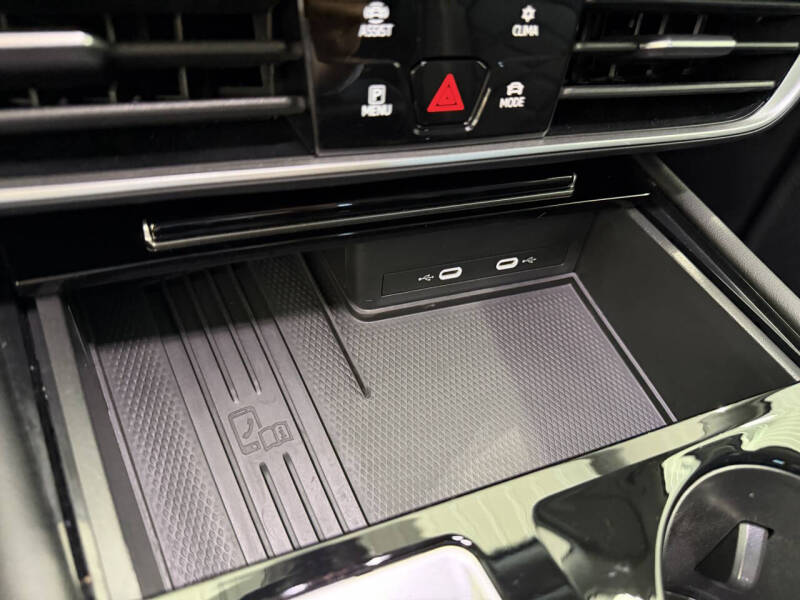 2025 Volkswagen Atlas SE 4Motion