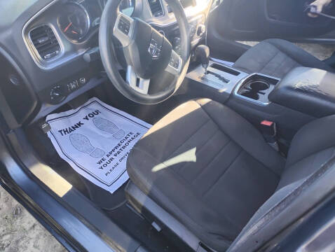 2013 Dodge Charger SE