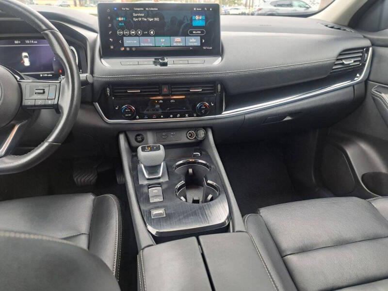 2024 Nissan Rogue SL