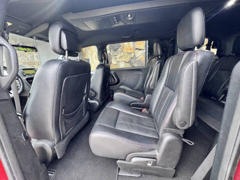 2016 Dodge Grand Caravan R/T