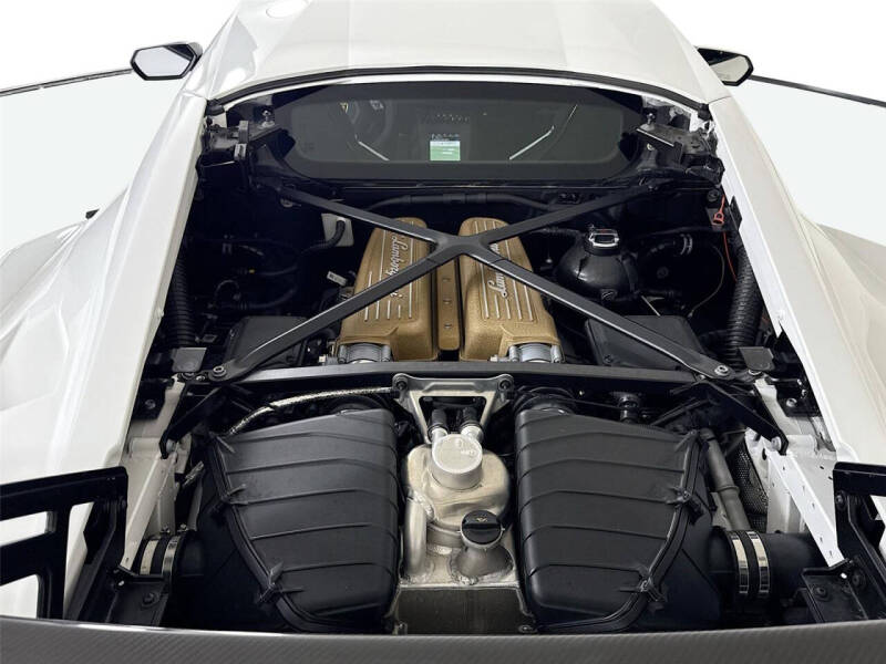 2021 Lamborghini Huracan STO