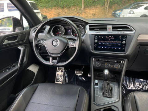 2021 Volkswagen Tiguan SE R-Line Black