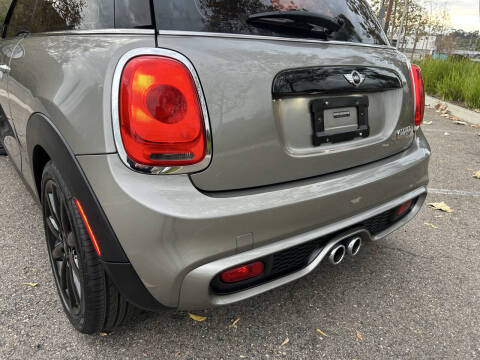 2017 MINI Hardtop 2 Door Cooper S