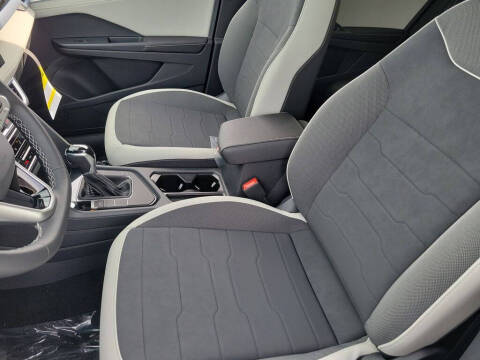 2026 Volkswagen Taos SE